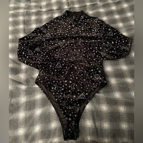 Velvet sparkly Harry Potter body suit - Picture 1 of 2